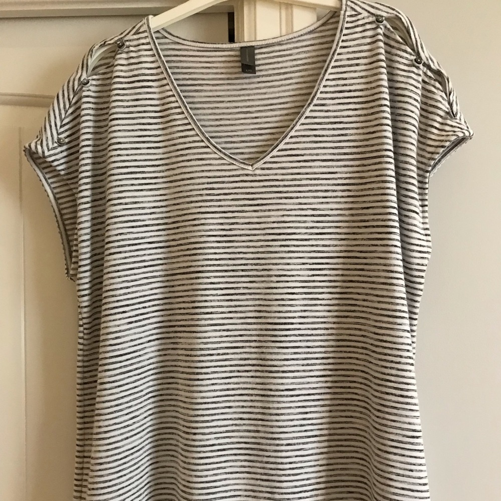 Ladies Denver Hayes V-Neck Shirt